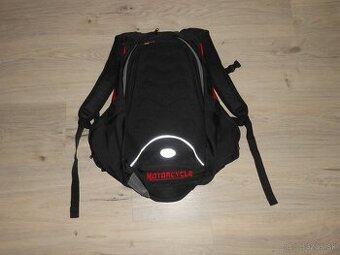 Predam malo pouzivany moto ruksak za super cenu len 20 euro.