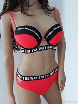 Dvojdielne push up plavky červené L,XL