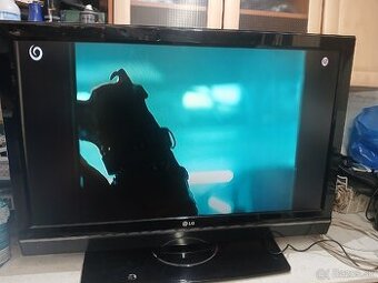 LG model 42LF65 - 1