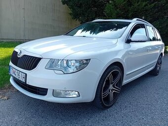 Škoda Superb 2,0tdi DSG Elegance , Panoráma