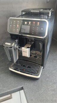Philips 5500 Series LatteGo / Automatický kávovar EP5541/50