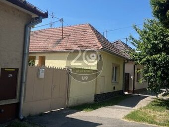 Dražba domu v Hlohovci, časť Šulekovo