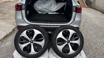 Mercedes GLA 200d 4MATIC Dph Sr1