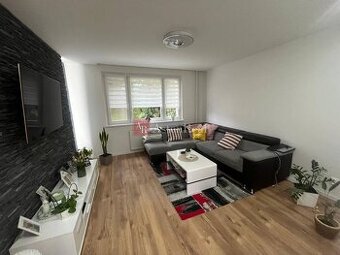 NA PRENÁJOM: 4 izbový byt 86 m2, zariadený, Krivánska ulica