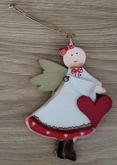 Vianočné drevené ozdoby: 1 ks / 1,40 €