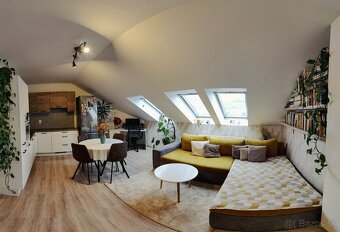 Priestranný 3-izbový podkrovný byt (74,95 m2) vo SVITE