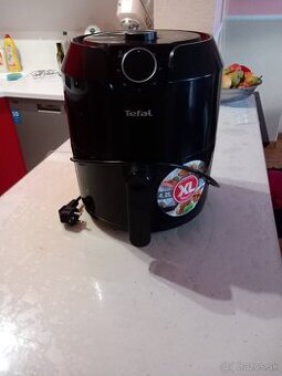 Teplovzdušná friteza