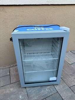 Chladnička na nápoje