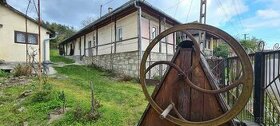 Füzérkajata 2i zachovalý gazdovský dom so stodolou - 1