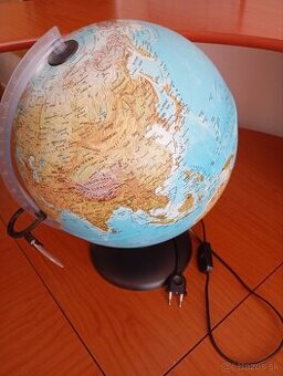 Svietiaci globus 30 cm