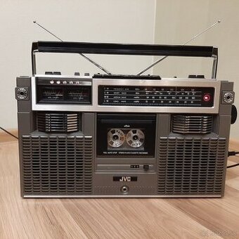 Radiomagnetofon