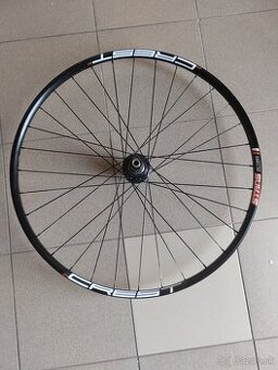 Nové zadné koleso MTB