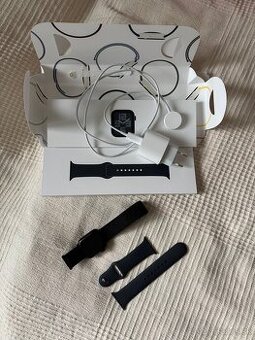 Apple Watch SE (Gen 2) v záruke do 2027