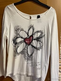 Tricko desigual