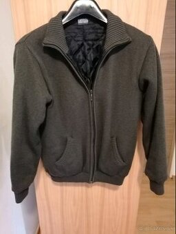 Sveter na zips