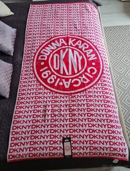 DKNY plážová osuška+šlapky