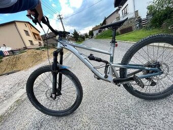 Predám celoodpruzeny bycikel kellys