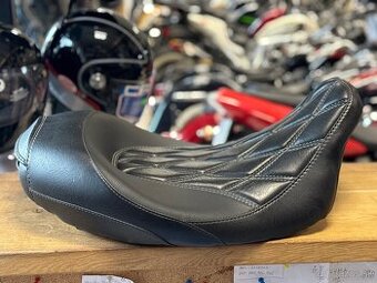 sedlo z Harley-Davidson Road Glide