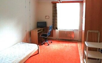 Samostatná izba pre muža, Ružinov, voľná od 1.6.