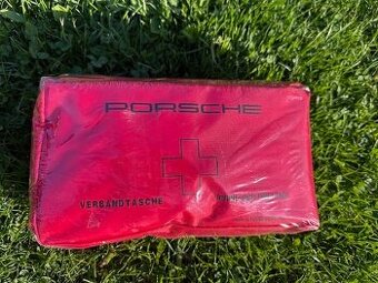 Nová NEOTVORENÁ lekárnička PORSCHE s dát. spotreby 02/2013 -
