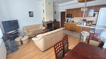 veľký 3-izb. apartmán s krbom - Martin - Podstráne -PRENÁJOM