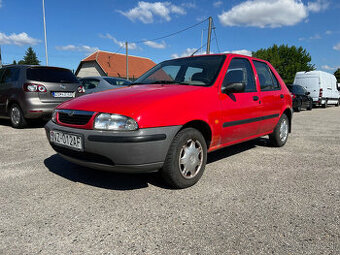 Mazda 121 1.3 benzín, 44kW, MT/5, rok:05.1998.