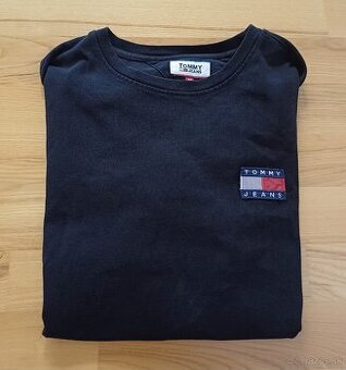 Tommy Hilfiger čierne