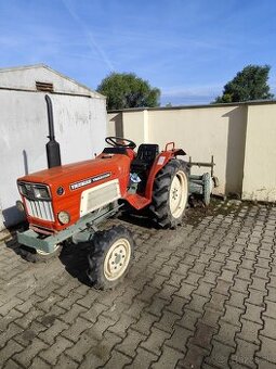 Malotraktor Yanmar 2000D