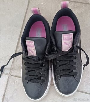 tenisky zn. Puma velkost 37