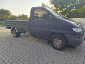 Hyundai H1 Valnik 2.5 L diesel 73kW