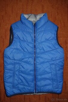 Chlapčenská obojstranná vesta veľkosť 122