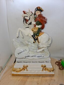 Predám starú porcelánovú sochu Napoleon Bonaparte Neundorf V