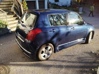 Suzuki Swift 1.3i 2006 rok modra farba tmava