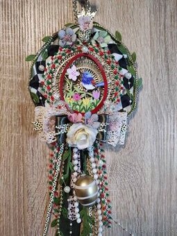 Vianočné a veľkonočné dekorácie.