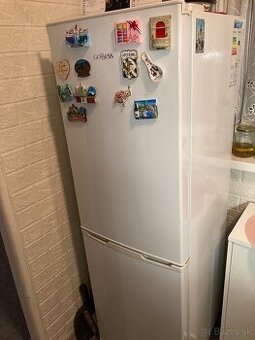 Chladnička s mrazničkou