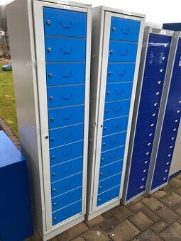 Plechová skriňa na náradie na drobnosti - 1