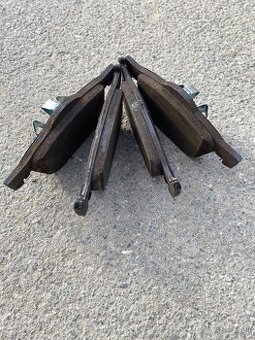 Predám brzdové doštičky na Honda Civic 2013