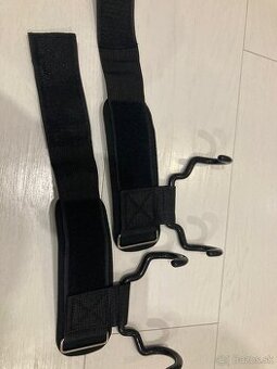 Pomocnik pri cvičení s hrazdou činkou