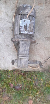 predám olejove čerpadlo aj z motorom