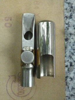 Kovova hubička na alt saxofon