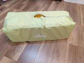 Cestovná postieľka