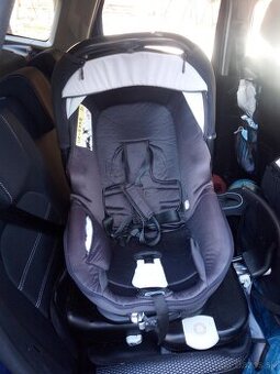 Predám isofix základňu pre vaničku/vajíčko Jané matrix.