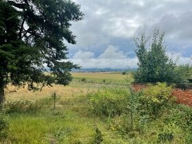 pozemok v obci Kevice - 1