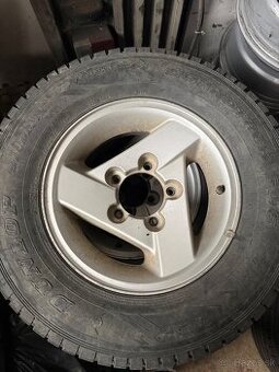 Elektróny Suzuki  R15 +pneu