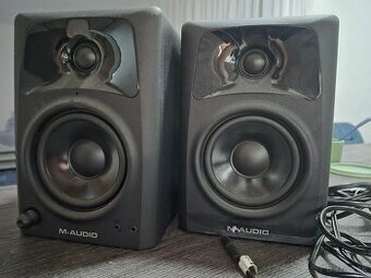M audio AV-42