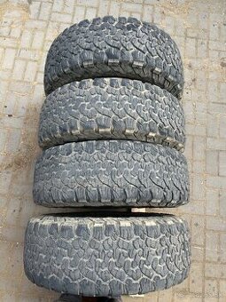 Predám bfgoodrich 285/70 R17