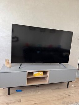 Televízor na nahradné diely - Samsung QE65Q65