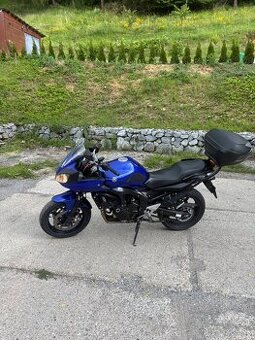 Yamaha FZ6