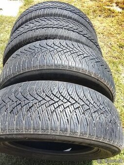 Predám zimné pneu 215/65r16 6/7mm