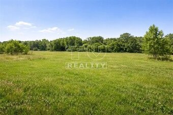 NA PREDAJ STAVEBNÝ POZEMOK 1430m2